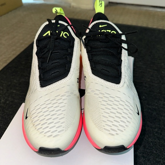 Sold! - Picture 13 of 14